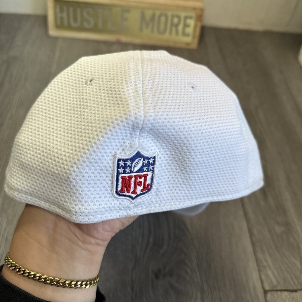 Oakland Raiders Hat Cap Small Medium Stretch White New Era Fit 39THIRTY - Picture 4 of 7